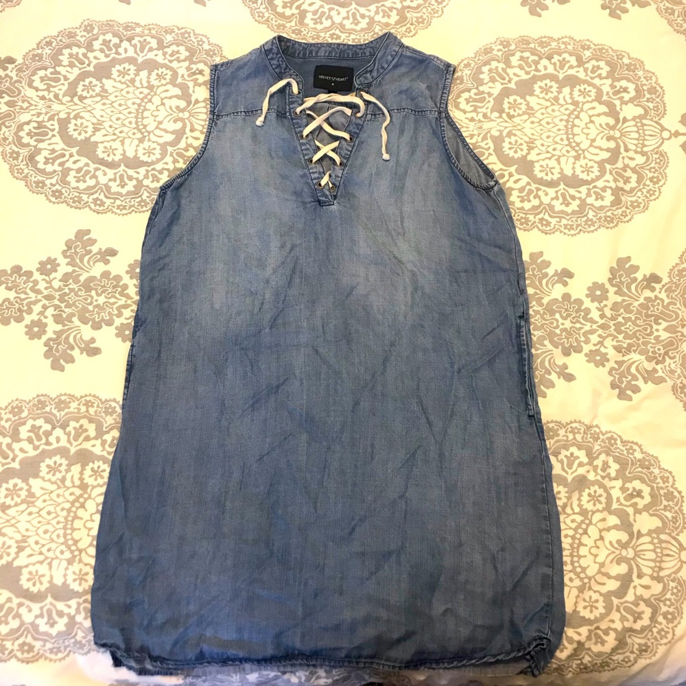 Velvet Heart | chambray dress